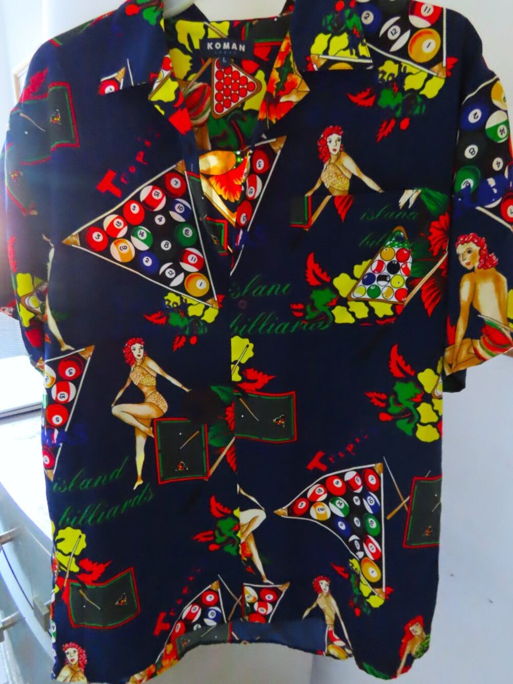 VINTAGE KOMAN  HAWAIIAN STYLE BILLARD PIN UP SHIRT